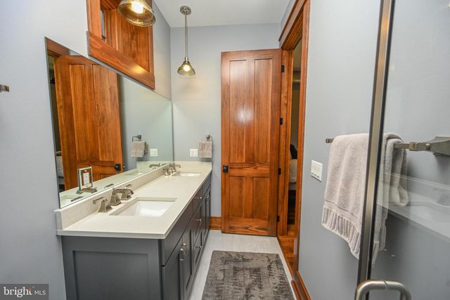 47 HOLY CROSS, Oakland, MD 21550