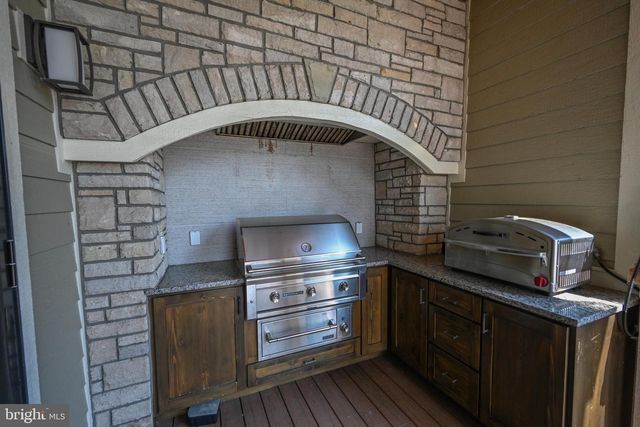 47 HOLY CROSS, Oakland, MD 21550