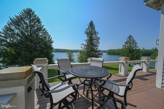 47 HOLY CROSS, Oakland, MD 21550