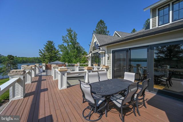 47 HOLY CROSS, Oakland, MD 21550