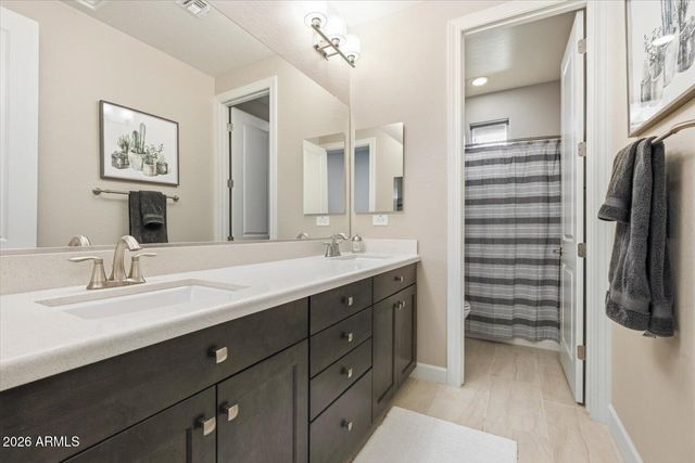 912 W KAIBAB Drive, Chandler, AZ 85248