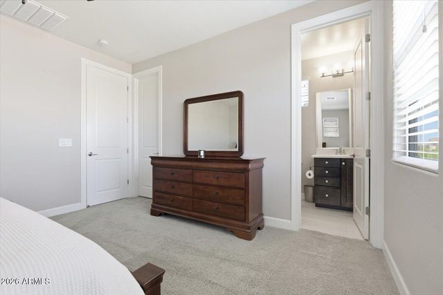 912 W KAIBAB Drive, Chandler, AZ 85248