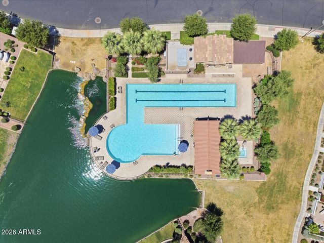 912 W KAIBAB Drive, Chandler, AZ 85248