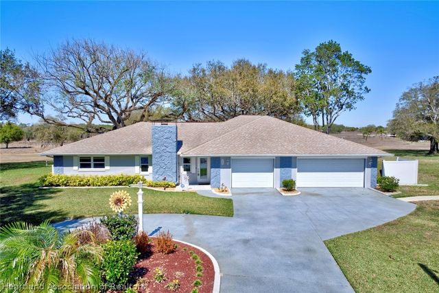 115 kings Court NW, Lake Placid, FL 33852