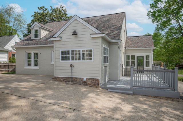 404 Murrell St, Dickson, TN 37055
