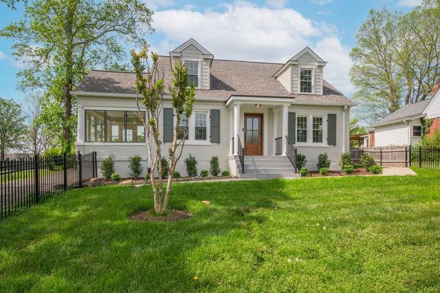 404 Murrell St, Dickson, TN 37055