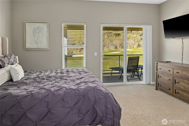 23041 Sunserra Loop NW, Quincy, WA 98848