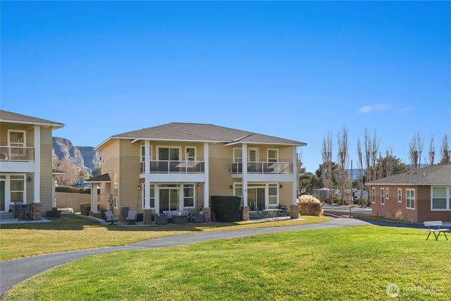23041 Sunserra Loop NW, Quincy, WA 98848