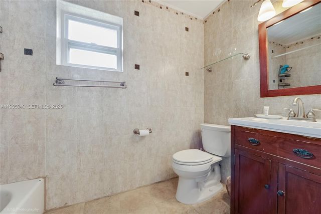 9500 SW 79th Street, Miami, FL 33173