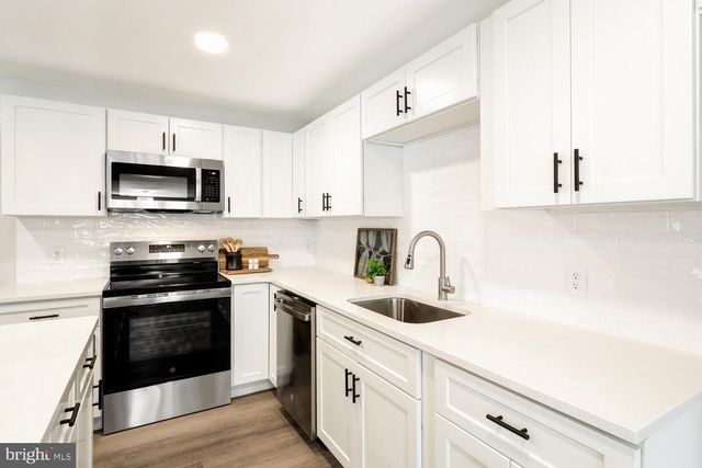 2306 ELIZABETH AVE, Temple, PA 19560