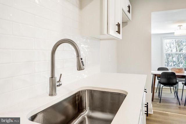 2306 ELIZABETH AVE, Temple, PA 19560