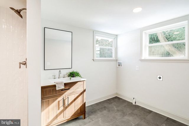 2306 ELIZABETH AVE, Temple, PA 19560