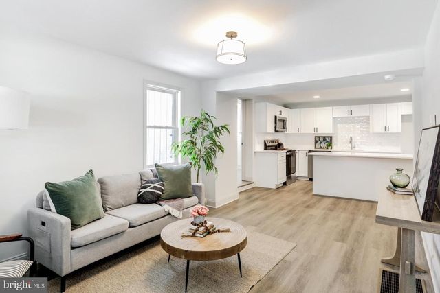 2306 ELIZABETH AVE, Temple, PA 19560