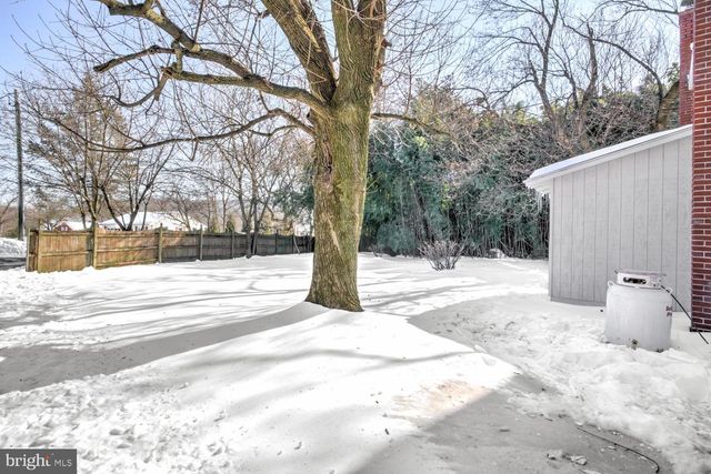 2306 ELIZABETH AVE, Temple, PA 19560