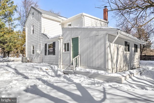 2306 ELIZABETH AVE, Temple, PA 19560