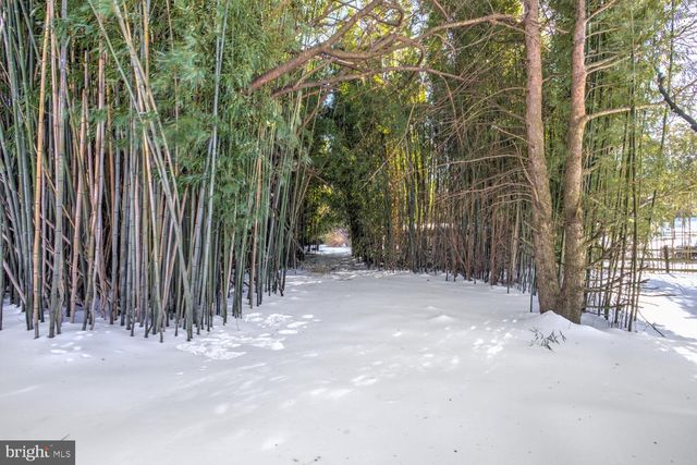 2306 ELIZABETH AVE, Temple, PA 19560