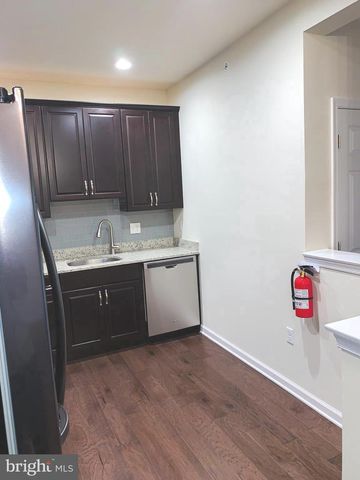4743 CHAMPIONS RUN, Cherry Hill, NJ 08002