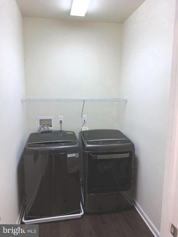 4743 CHAMPIONS RUN, Cherry Hill, NJ 08002