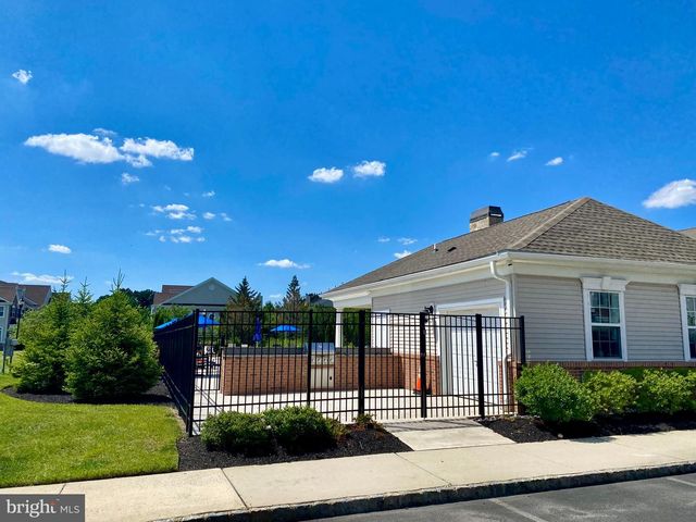 4743 CHAMPIONS RUN, Cherry Hill, NJ 08002
