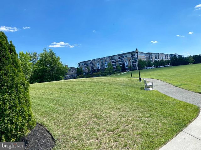 4743 CHAMPIONS RUN, Cherry Hill, NJ 08002