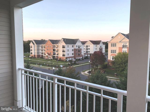 4743 CHAMPIONS RUN, Cherry Hill, NJ 08002