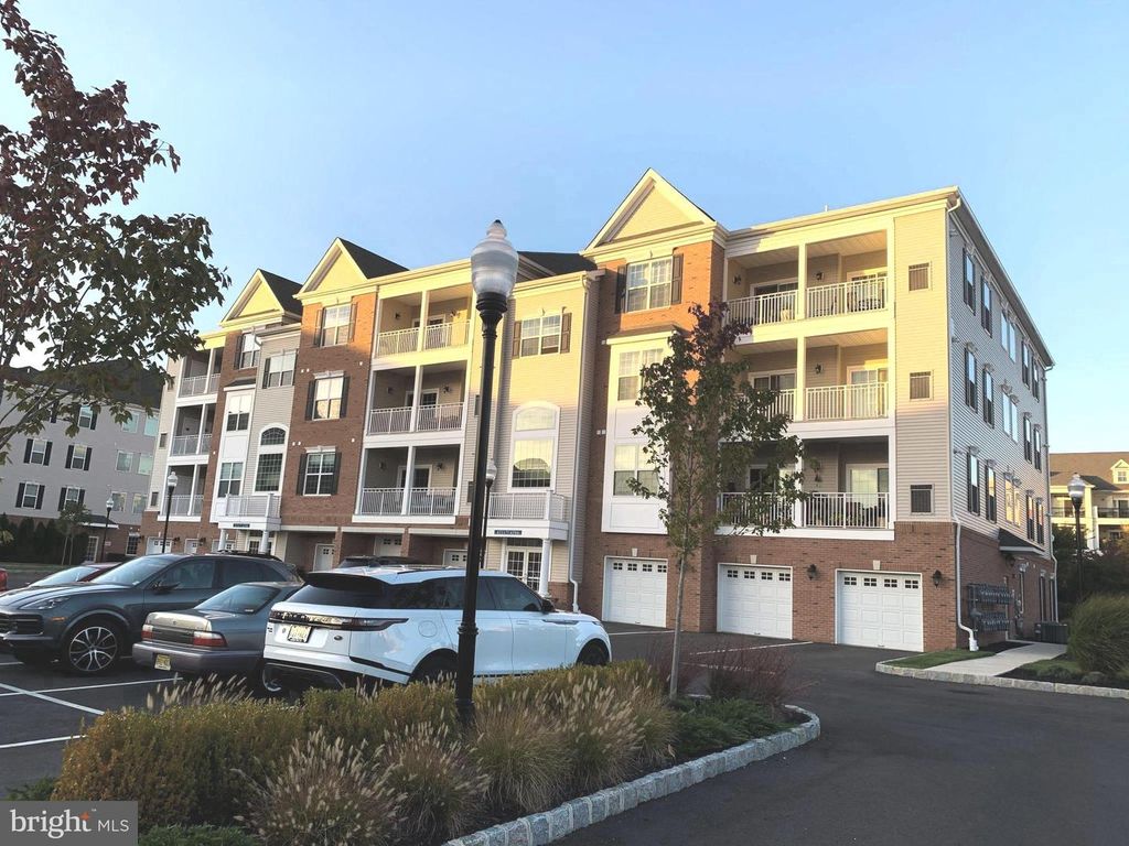 4743 CHAMPIONS RUN, Cherry Hill, NJ 08002
