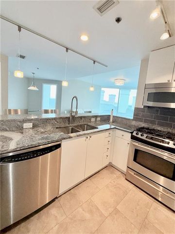 3338 Peachtree NE Road 2604, Atlanta, GA 30326