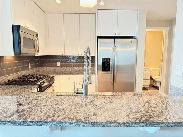 3338 Peachtree NE Road 2604, Atlanta, GA 30326