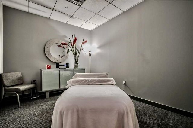 3338 Peachtree NE Road 2604, Atlanta, GA 30326