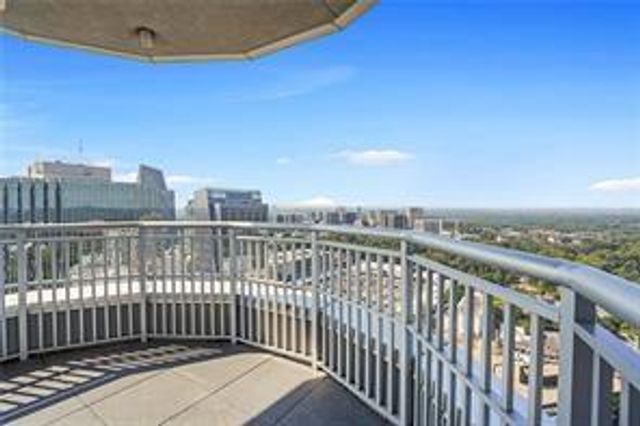 3338 Peachtree NE Road 2604, Atlanta, GA 30326