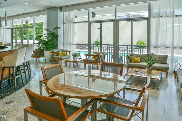 3338 Peachtree NE Road 2604, Atlanta, GA 30326