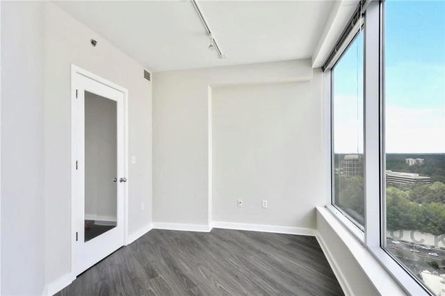 3338 Peachtree NE Road 2604, Atlanta, GA 30326