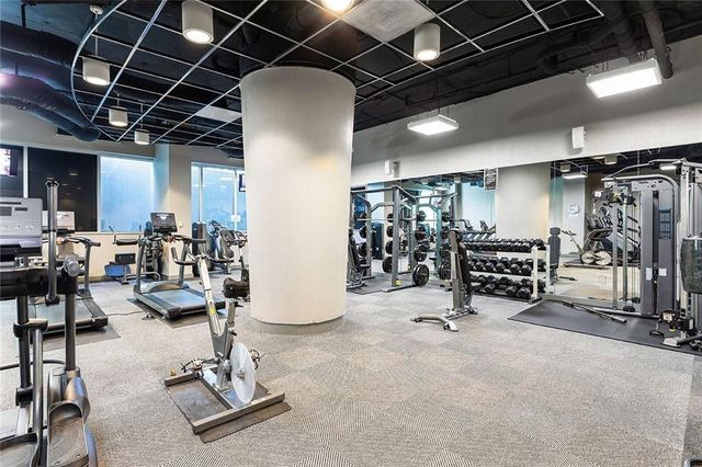 3338 Peachtree NE Road 2604, Atlanta, GA 30326