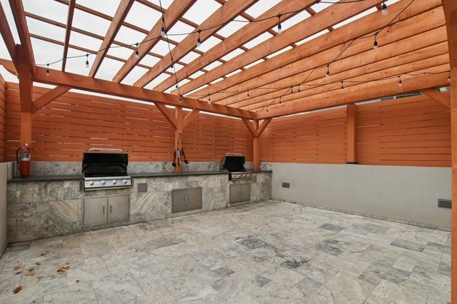 3338 Peachtree NE Road 2604, Atlanta, GA 30326