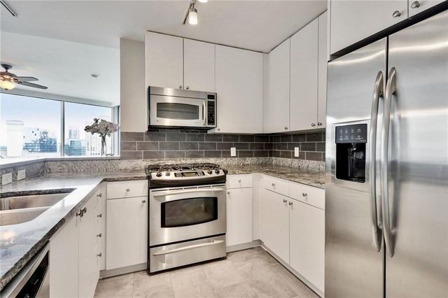 3338 Peachtree NE Road 2604, Atlanta, GA 30326