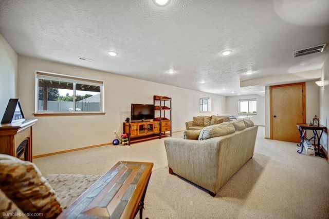 5105 N Boeing Dr, Spokane, WA 99206