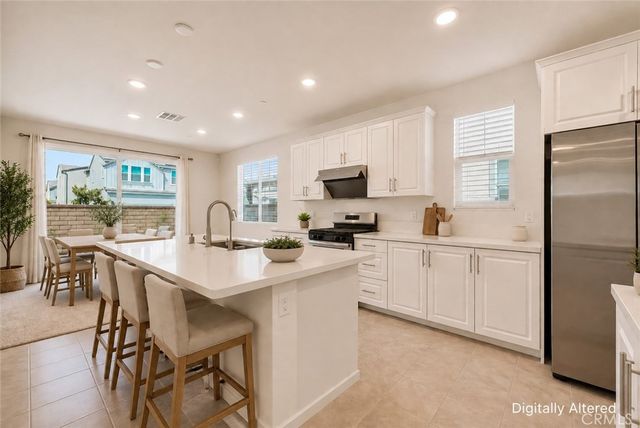 4157 S Winwood Paseo, Ontario, CA 91761