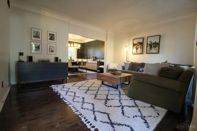 1513 Charleston Lane, Miami Twp, OH 45140