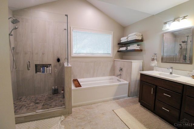 1513 Charleston Lane, Miami Twp, OH 45140