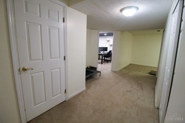 1513 Charleston Lane, Miami Twp, OH 45140