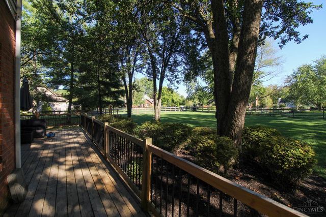 1513 Charleston Lane, Miami Twp, OH 45140