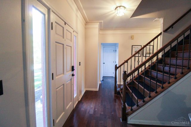 1513 Charleston Lane, Miami Twp, OH 45140