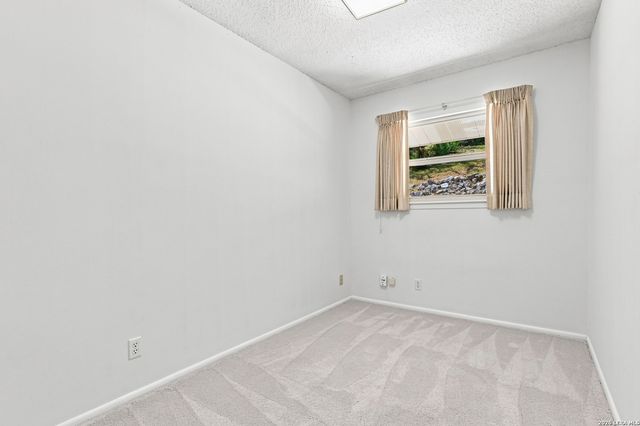 4014 FAWNRIDGE DR, San Antonio, TX 78229