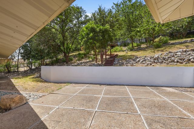 4014 FAWNRIDGE DR, San Antonio, TX 78229