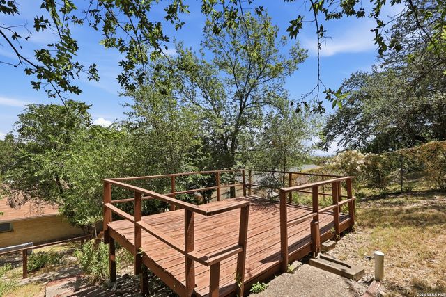 4014 FAWNRIDGE DR, San Antonio, TX 78229
