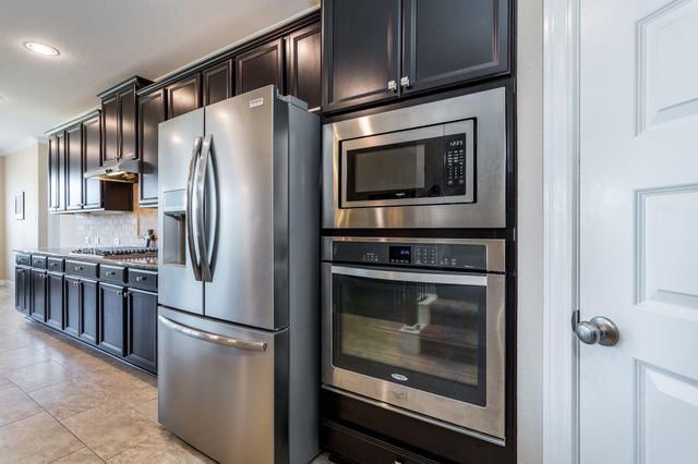 6231 Warwick Garden Lane, Spring, TX 77379