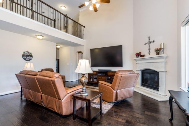 6231 Warwick Garden Lane, Spring, TX 77379