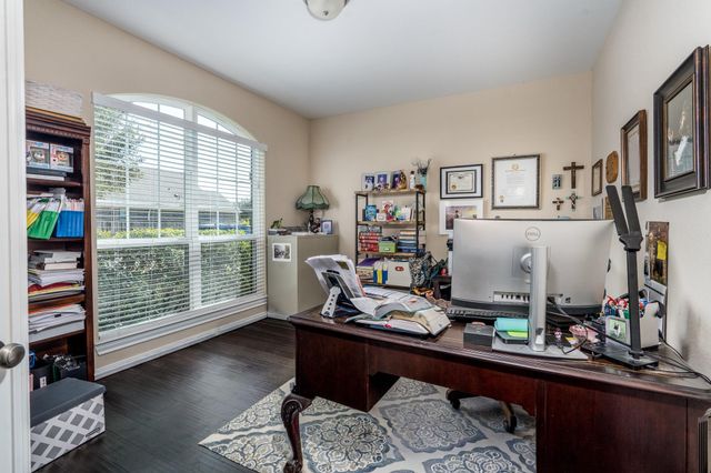 6231 Warwick Garden Lane, Spring, TX 77379