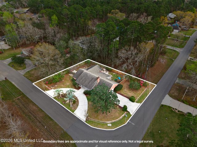 8359 Makiki Drive, Diamondhead, MS 39525