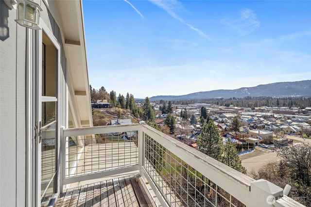 205 W 5th Street, Cle Elum, WA 98922